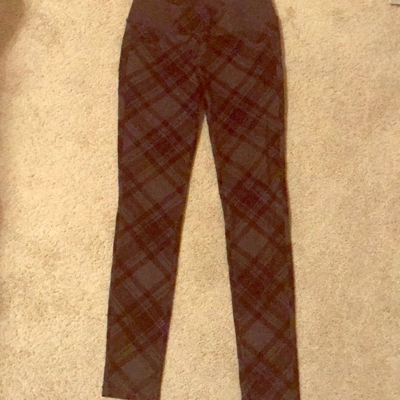 Quinn gray & black plaid leggings - Picture 1 of 3
